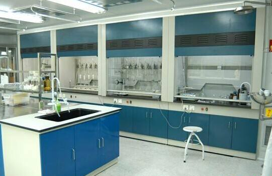 如何避免靜電對實驗室設(shè)備的損害