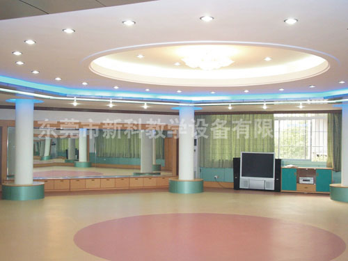 <a href='http://www.eqeq.cc/chanpin/59-1.html' target='1' style='font-size:18px; font-weight:bold; color:#000000;'>舞蹈室</a>