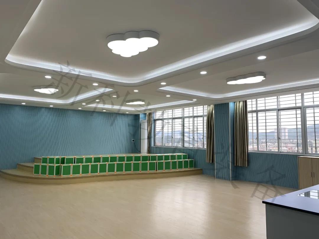 <a href='http://www.eqeq.cc/chanpin/58-1.html' target='1' style='font-size:18px; font-weight:bold; color:#000000;'>音樂(lè)室</a>1