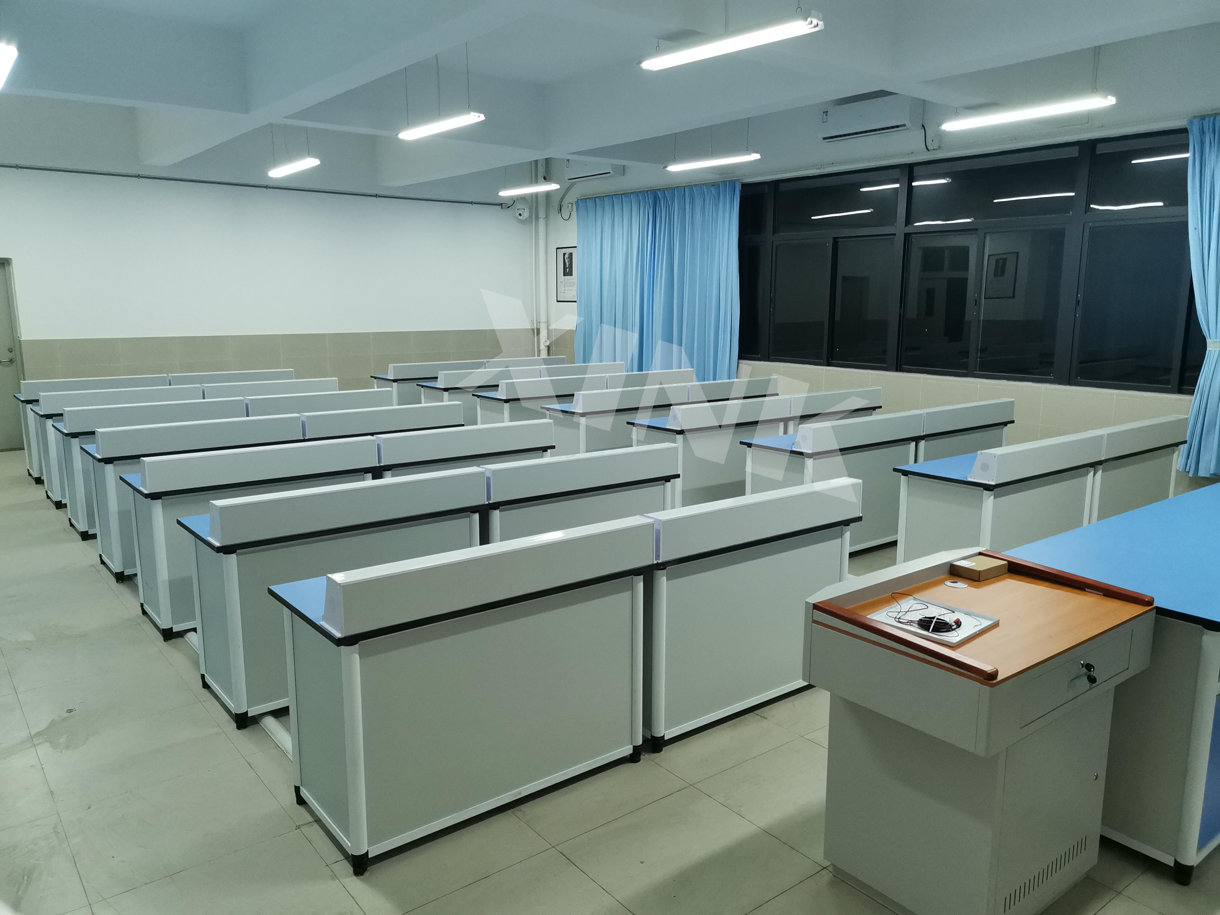 <a href='http://www.eqeq.cc/' target='1' style='font-size:14px; font-weight:bold; color:#0080ff;'>物理實(shí)驗(yàn)室</a>