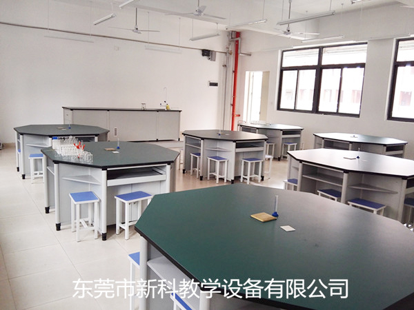 <a href='http://www.eqeq.cc/' target='1' style='font-size:14px; font-weight:bold; color:#0080ff;'>物理實驗室</a>設(shè)備