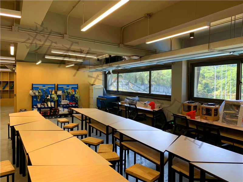 <a href='http://www.eqeq.cc' target='1' style='font-size:14px; font-weight:bold; color:#0080ff;'>創(chuàng)客實驗室</a>